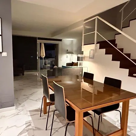 Con Piscina Privada Palmeras بيت للعطل *