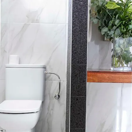 Con Piscina Privada Palmeras *